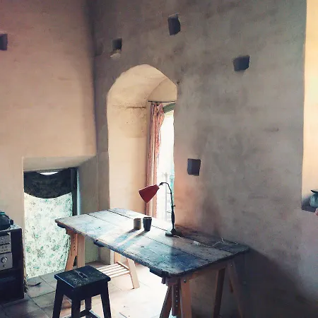 Ancient Tower فندق مبيت وإفطار Corpolo
